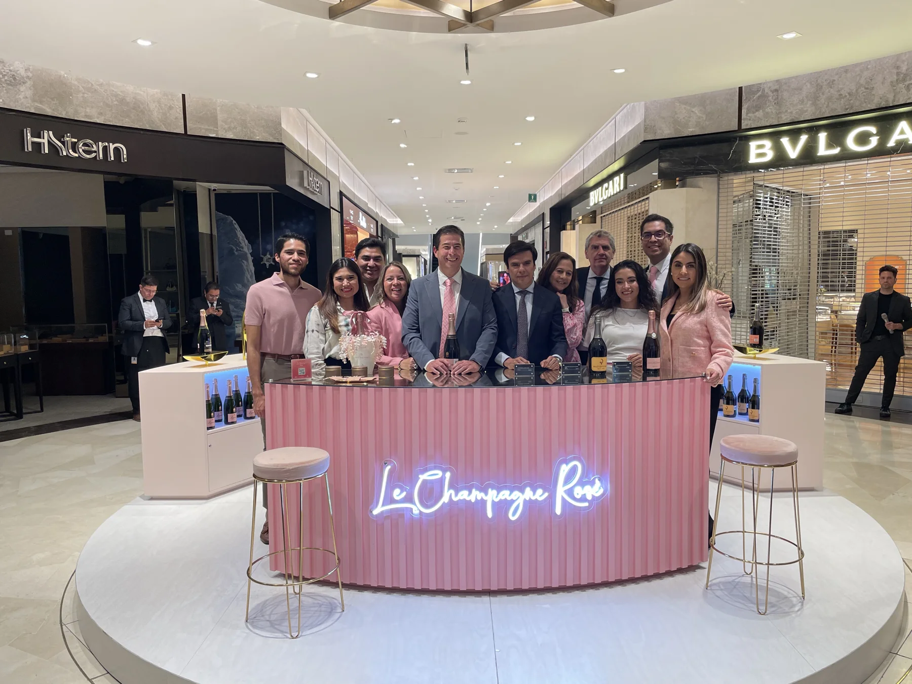 Barra y montaje del pop up PH Santa Fe